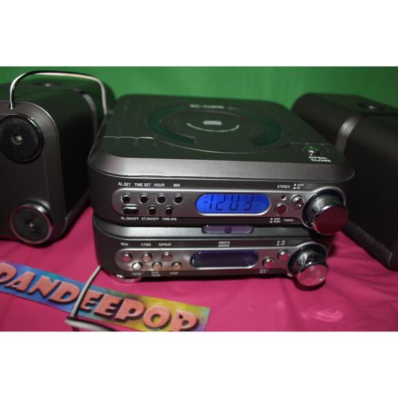 Curtis Digital CD Radio Compact Stereo System With Remote And Speakers RCD633 - Picture 2 of 16